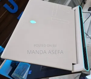 New Laptop Alienware M17x R2 32GB Intel Core I7 SSD 1T