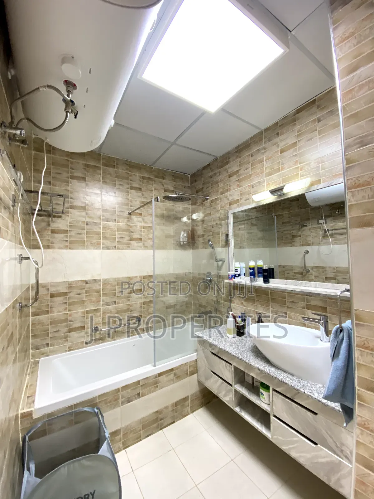 Furnished 3bdrm Apartment in Bole for rent