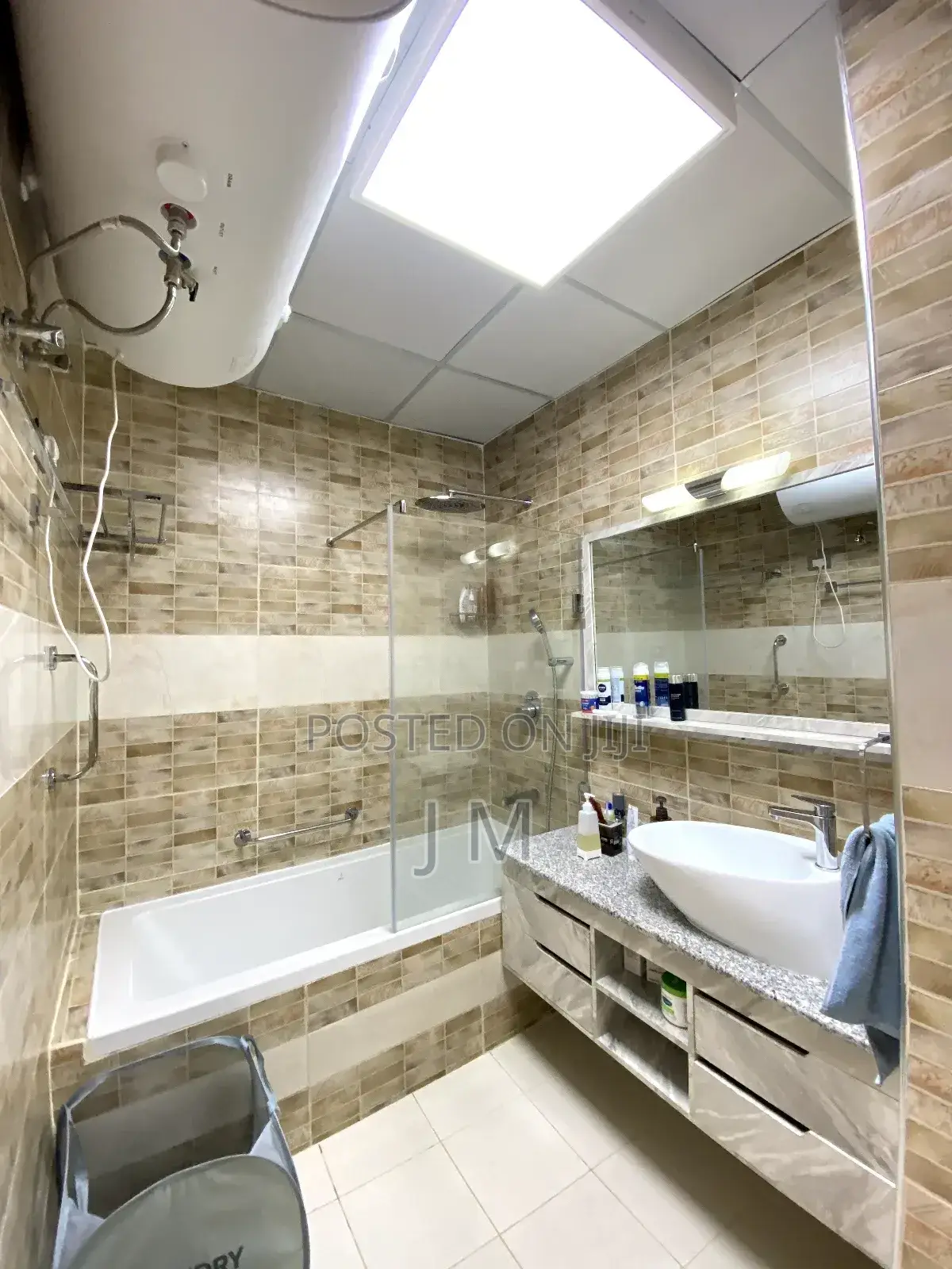 Furnished 3bdrm Apartment in Bole for rent