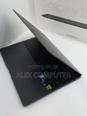 New Laptop Samsung Galaxy Book4 Ultra 16GB Intel Core I7 SSD 1T