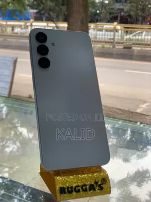 Photo - New Samsung Galaxy A16 128 GB Silver