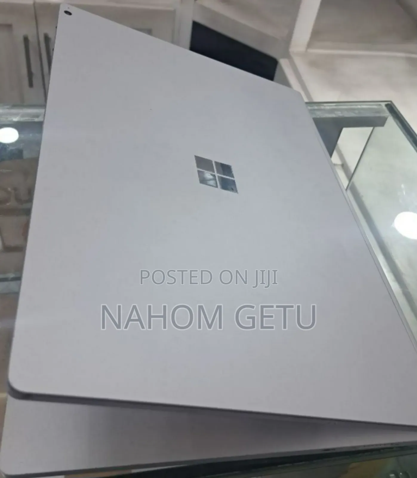 New Laptop Microsoft Surface 16GB Intel Core I7 SSD 512GB