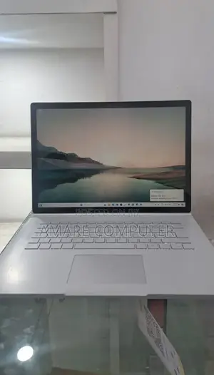 New Laptop Microsoft Surface Book 2 16GB Intel Core I7 SSD 256GB
