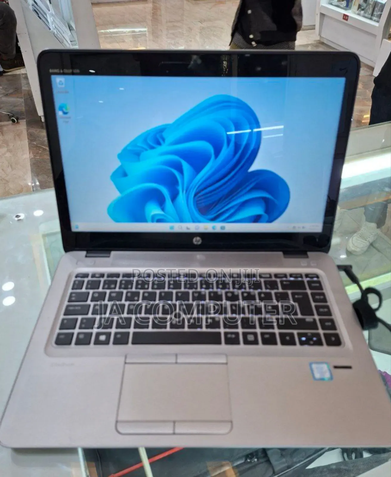 New Laptop HP EliteBook 840 G3 8GB Intel Core I5 HDD 1T