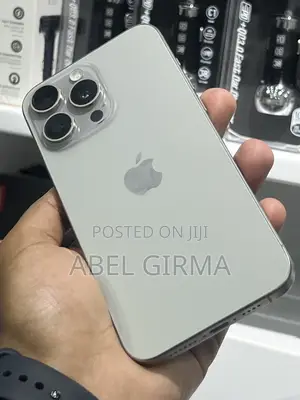 Apple iPhone 15 Pro Max 256 GB