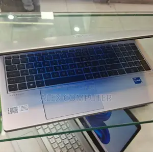 New Laptop HP ProBook 440 G10 16GB Intel Core I5 SSD 512GB