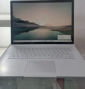 Photo - New Laptop Microsoft Surface Book 2 16GB Intel Core I7 SSD 256GB