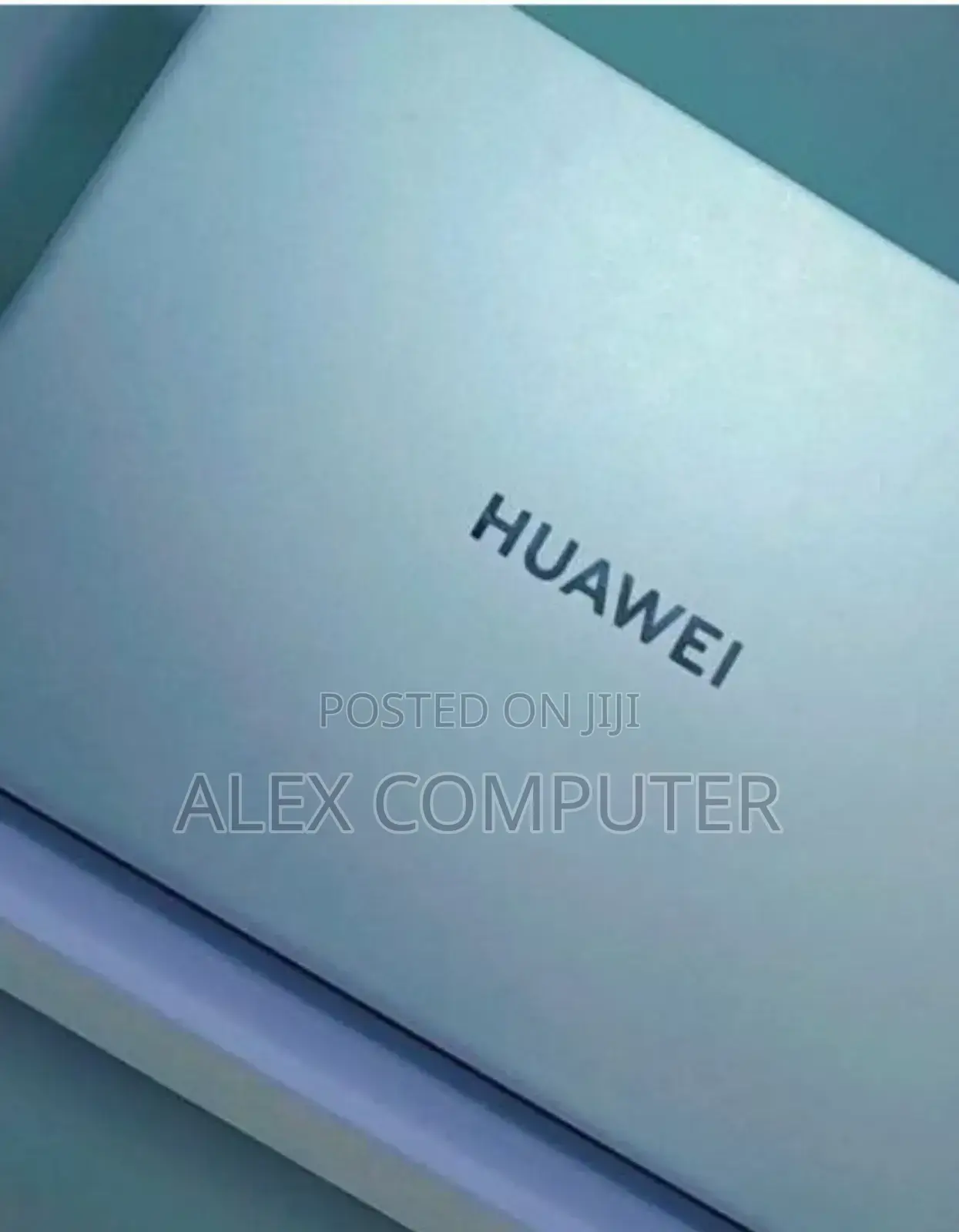 New Laptop Huawei MateBook 13 WRT-W19E 8GB Intel Core I5 SSD 512GB