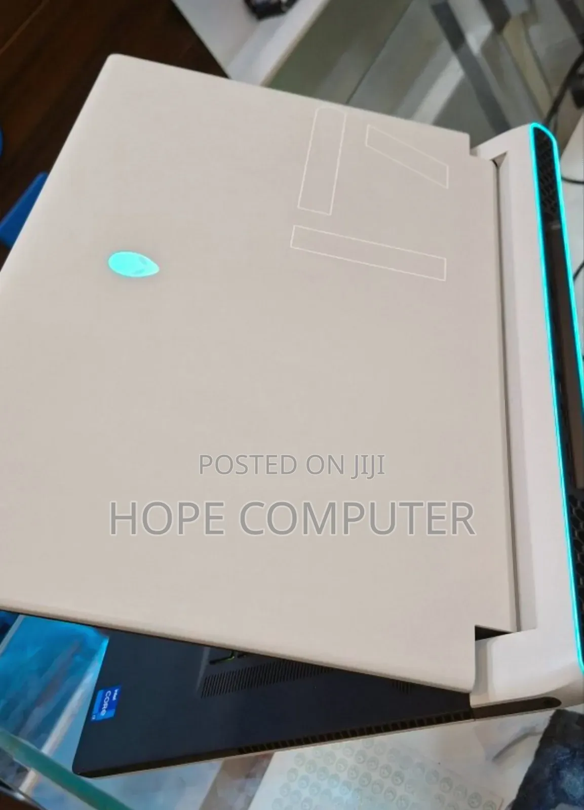 New Laptop Alienware M17x R2 32GB Intel Core I7 SSD 1T