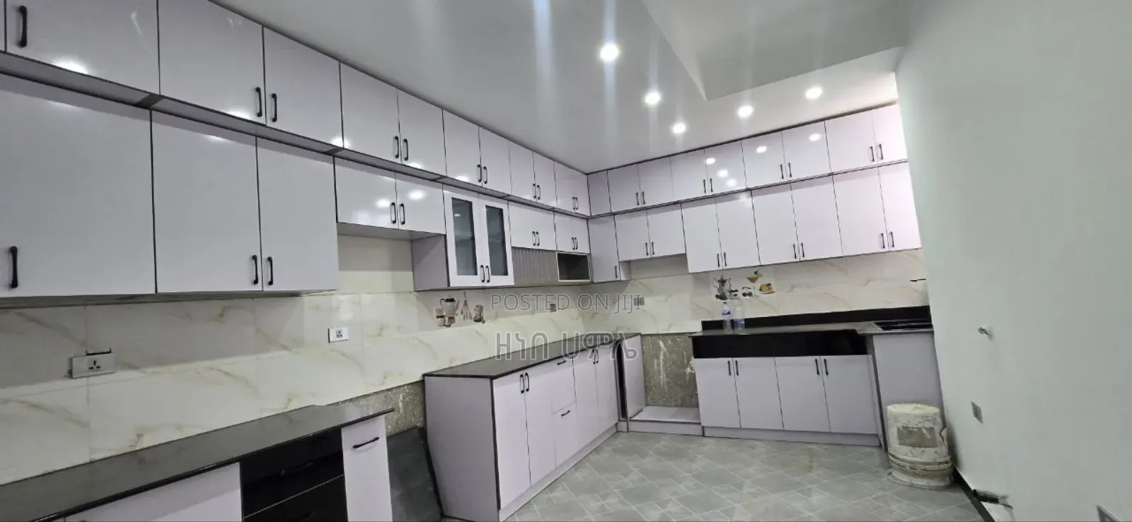Furnished 3bdrm Apartment in ብራይት, Nifas Silk-Lafto for sale