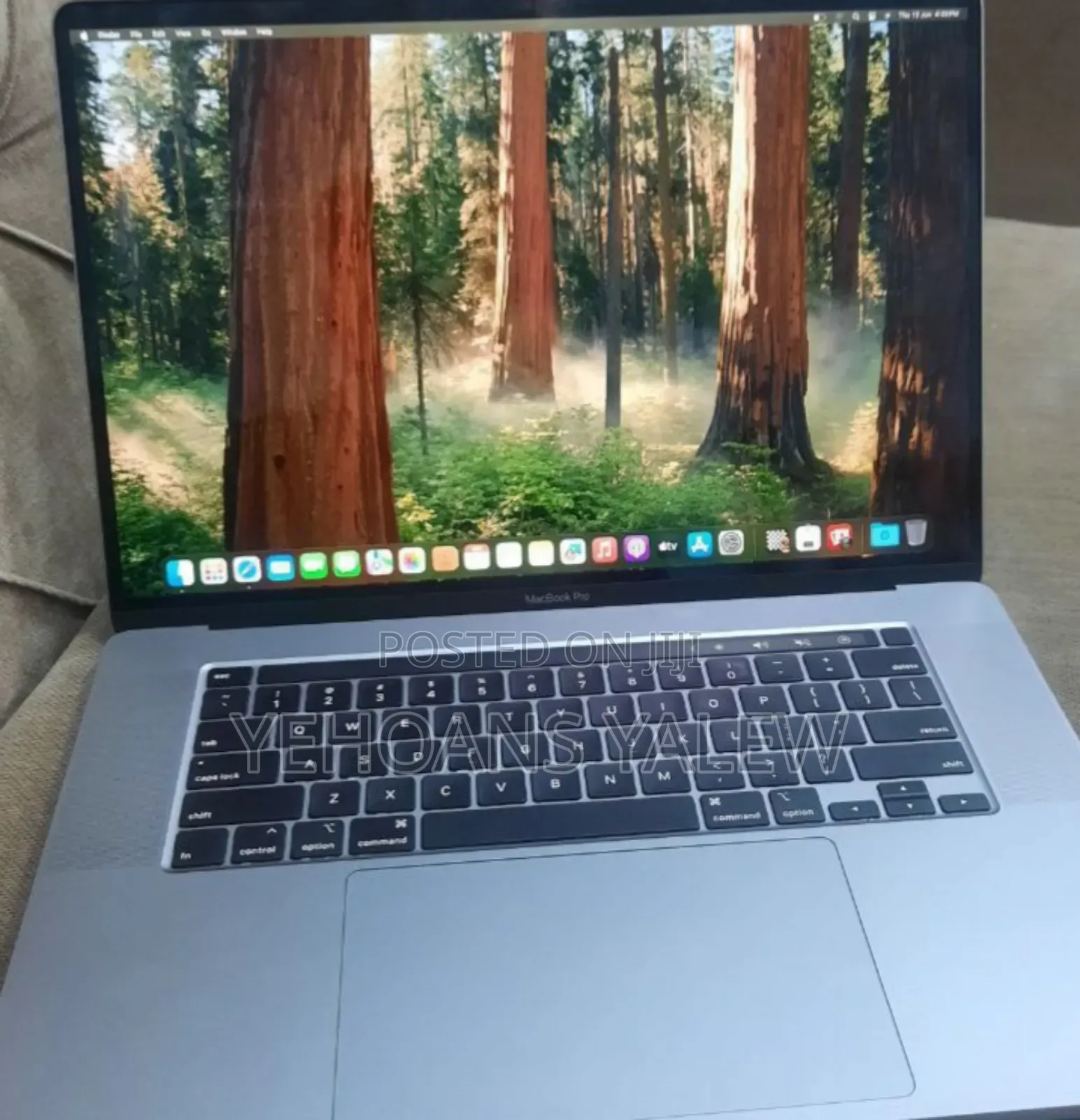 New Laptop Apple MacBook Pro 2016 32GB Intel Core I9 SSD 512GB