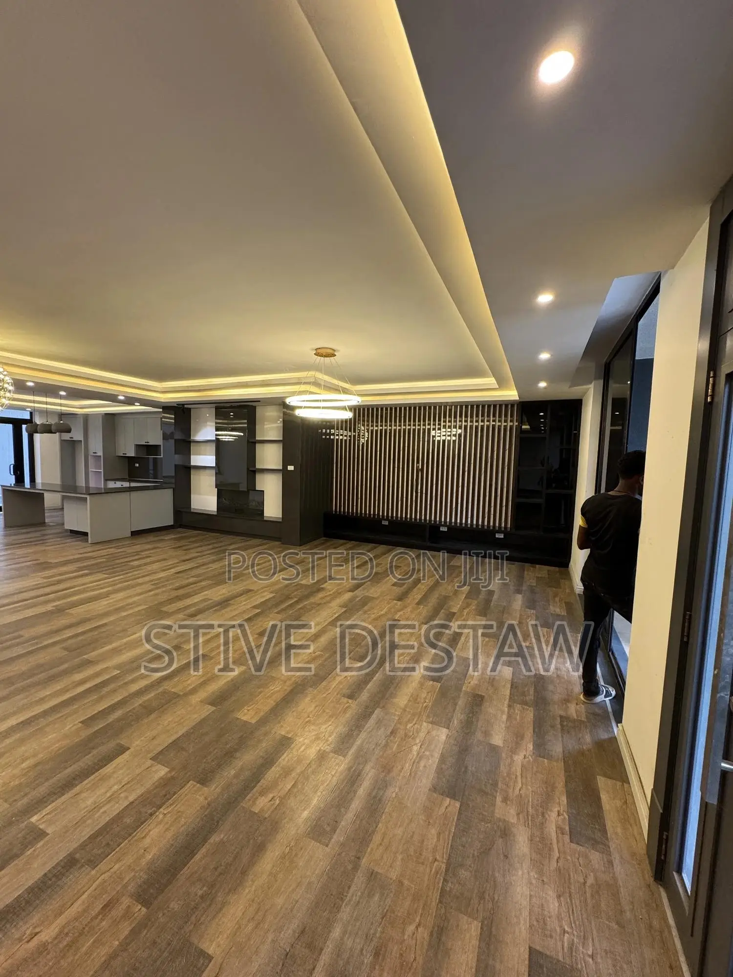 Furnished 6bdrm House in Luxury House, Bole for sale