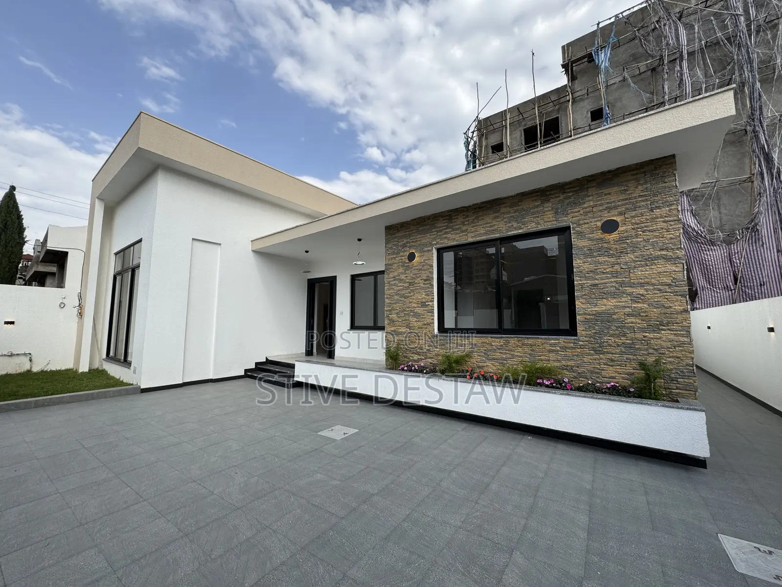 Furnished 5bdrm Villa in Luxury Villa, Bole for sale