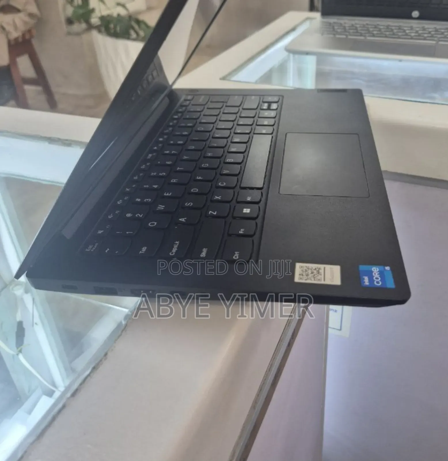 New Laptop Lenovo Ideapad 3 8GB Intel Core I5 SSD 256GB