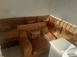 Photo - ሙሉ 7 ሰው የሚያስቀምጥ ኤልሼፕ ሶፋ