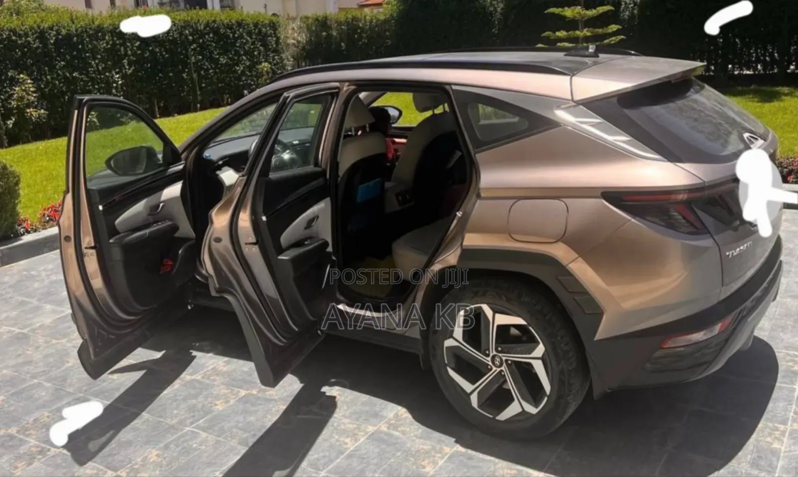 Hyundai Tucson 2023 Brown