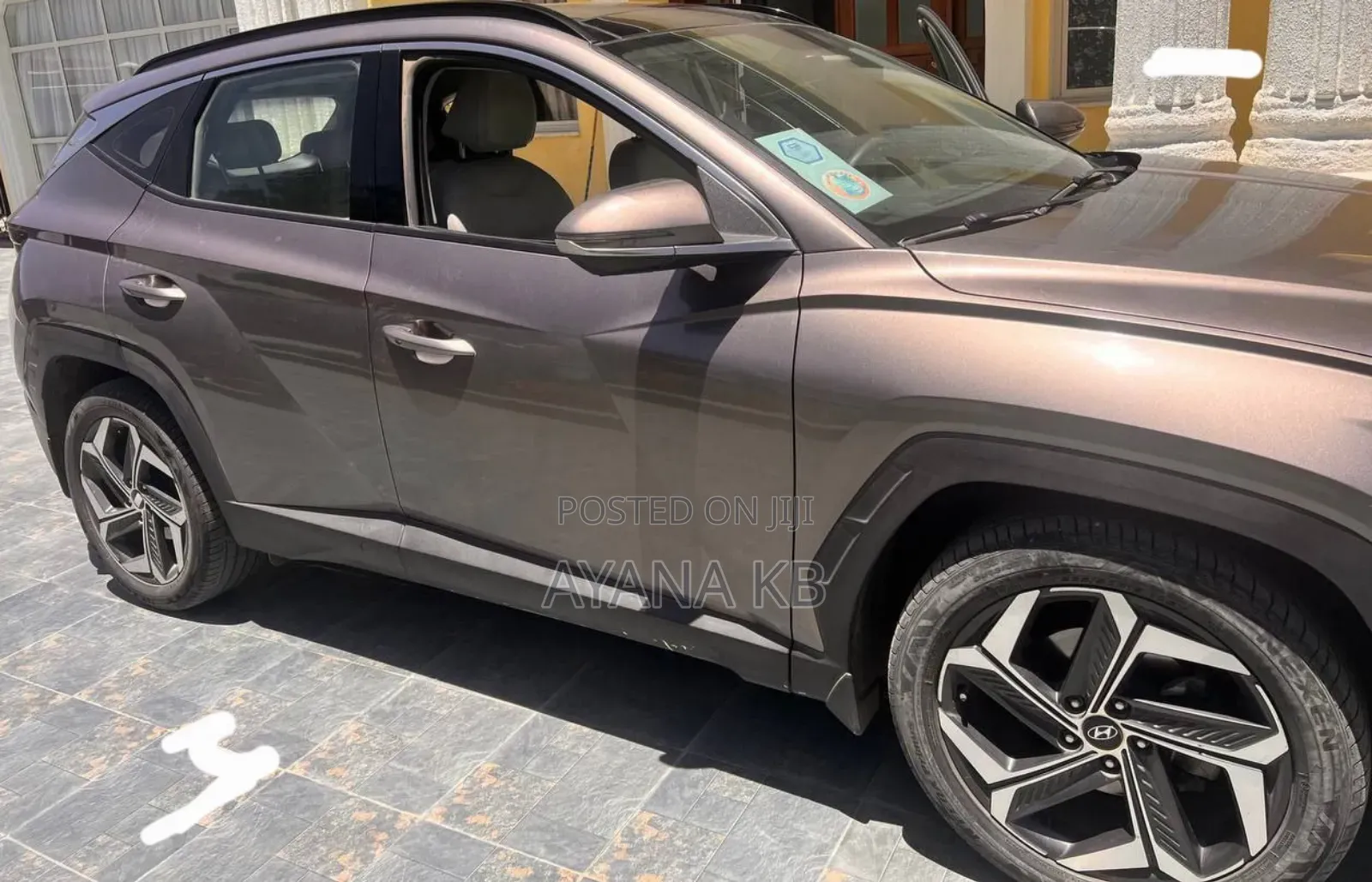 Hyundai Tucson 2023 Brown
