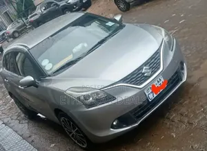 Photo - Suzuki Baleno 2020 Silver