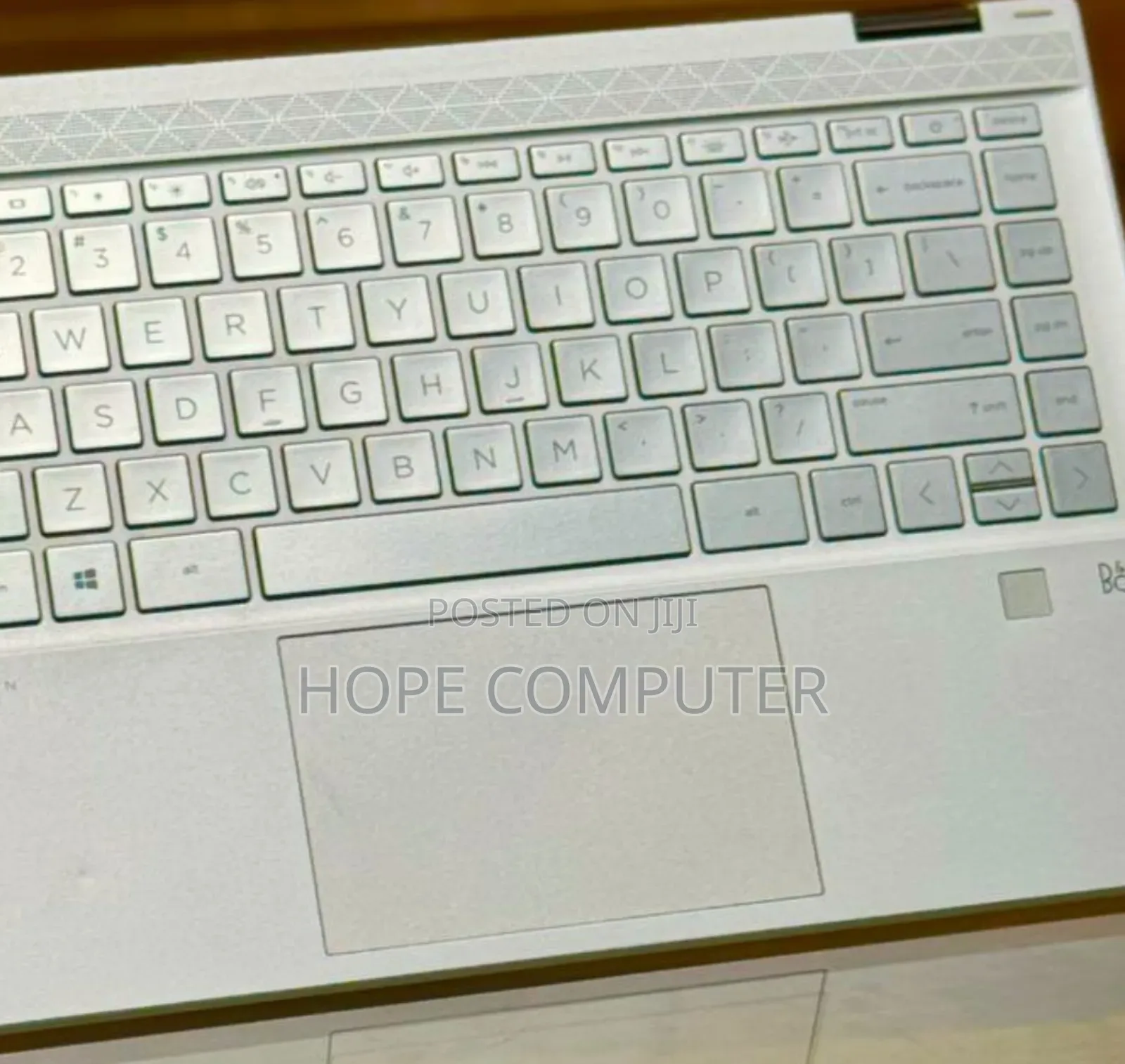 New Laptop HP Pavilion X360 8GB Intel Core I5 SSD 512GB