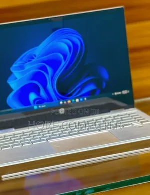 New Laptop HP Pavilion X360 8GB Intel Core I5 SSD 512GB