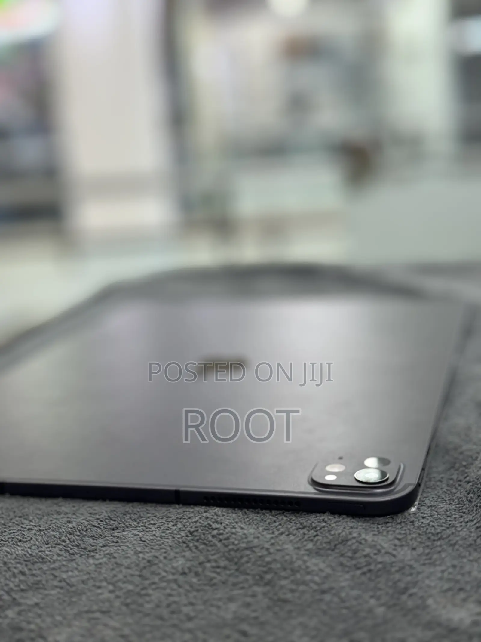 New Apple iPad Pro 13 (2024) 16 GB Black