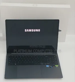 Photo - New Laptop Samsung Galaxy Book4 Ultra 16GB Intel Core i7 SSD 1T