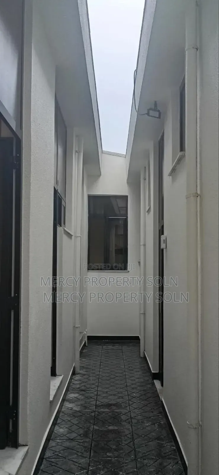 4bdrm Villa in Bole for sale