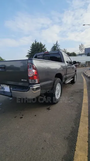 Toyota Tacoma 2014 Matt Black