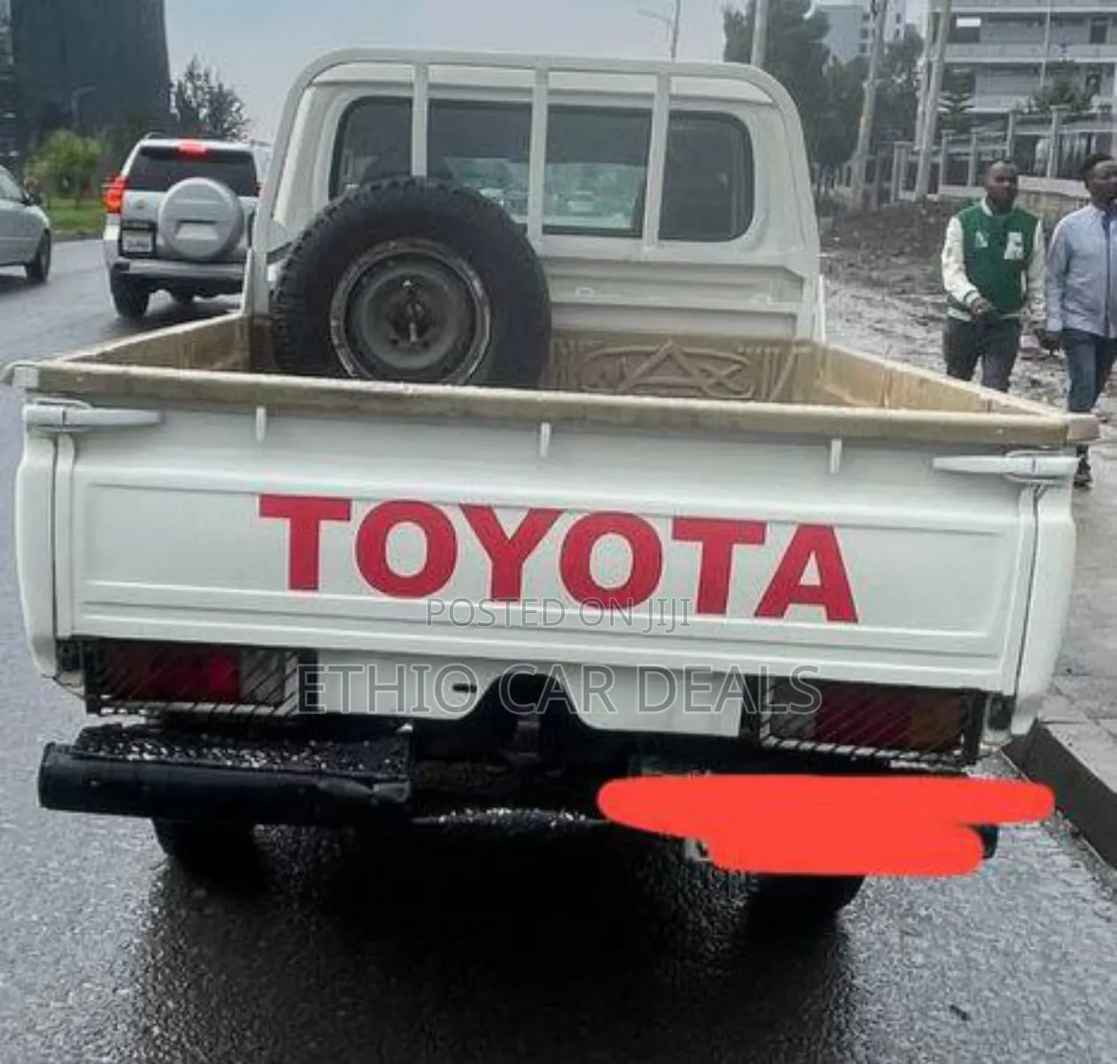 Toyota Land Cruiser 2009 White