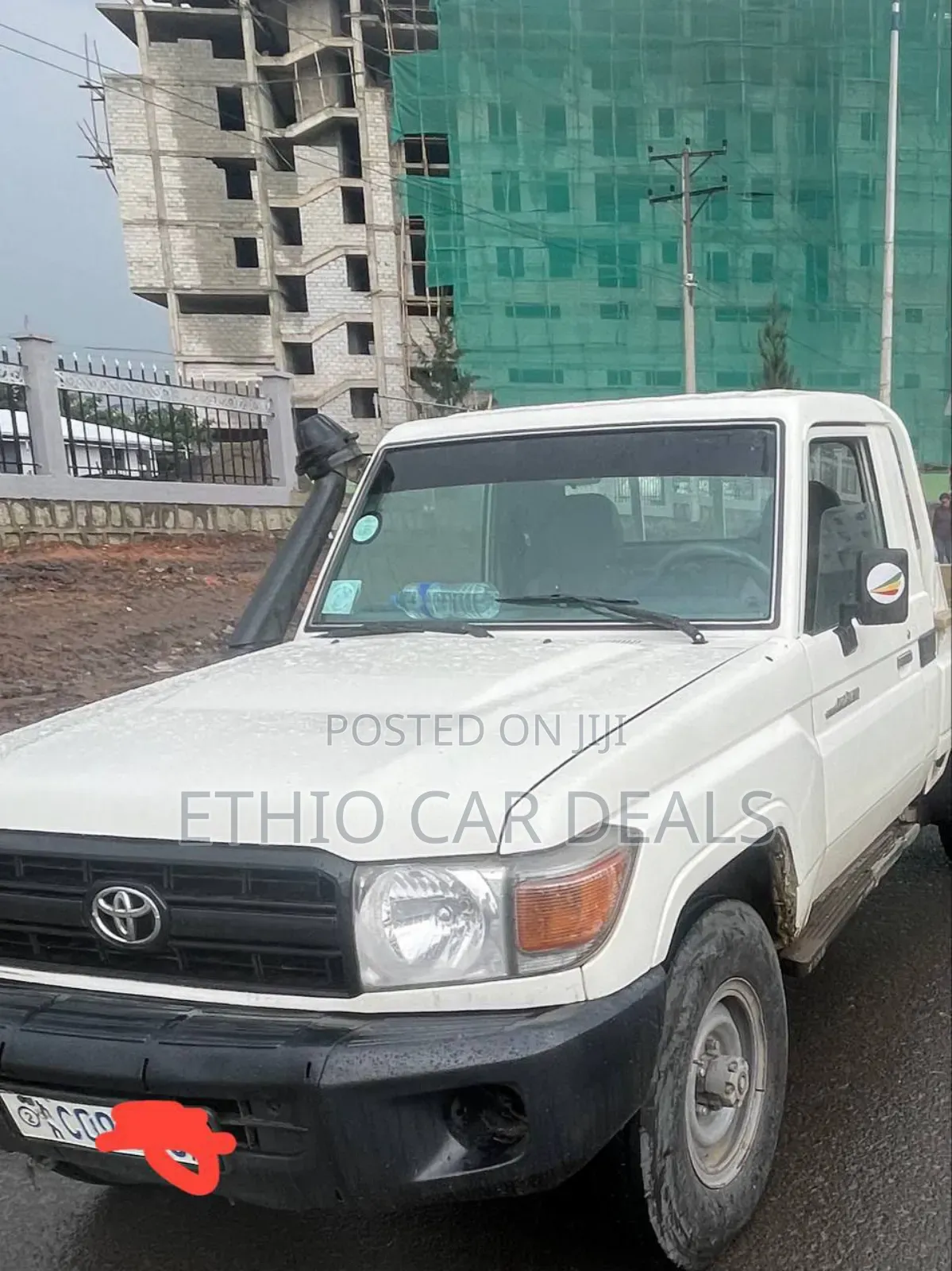 Toyota Land Cruiser 2009 White