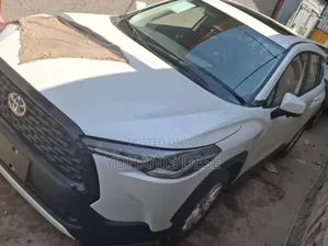 New Toyota Corolla Cross 2024 White