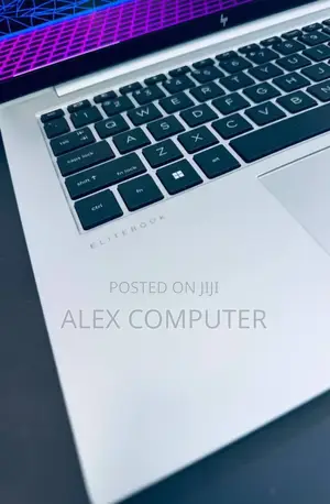 New Laptop HP EliteBook 840 G9 16GB Intel Core I7 SSD 512GB