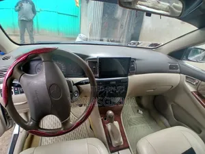 Toyota Corolla 2005 Silver