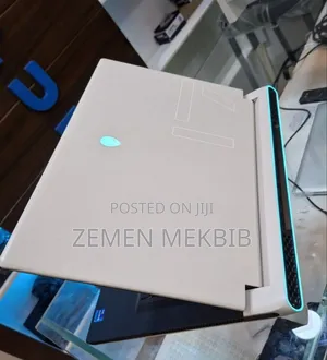 New Laptop Alienware M17x R2 32GB Intel Core I7 SSD 1T