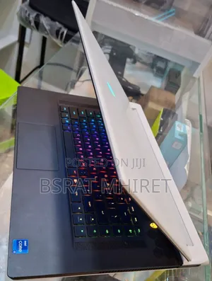 New Laptop Alienware Area-51m 32GB Intel Core I7 SSD 1T