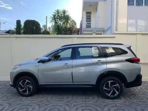 Toyota Rush 1.5 AWD 2021 Silver