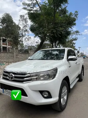 Toyota Hilux 2017 White