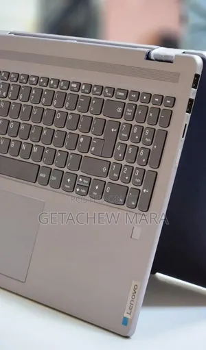 Photo - New Laptop Lenovo ThinkPad Yoga 16GB Intel Core I7 SSD 1T