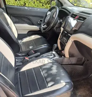 Toyota Rush 1.5 AWD 2021 Silver