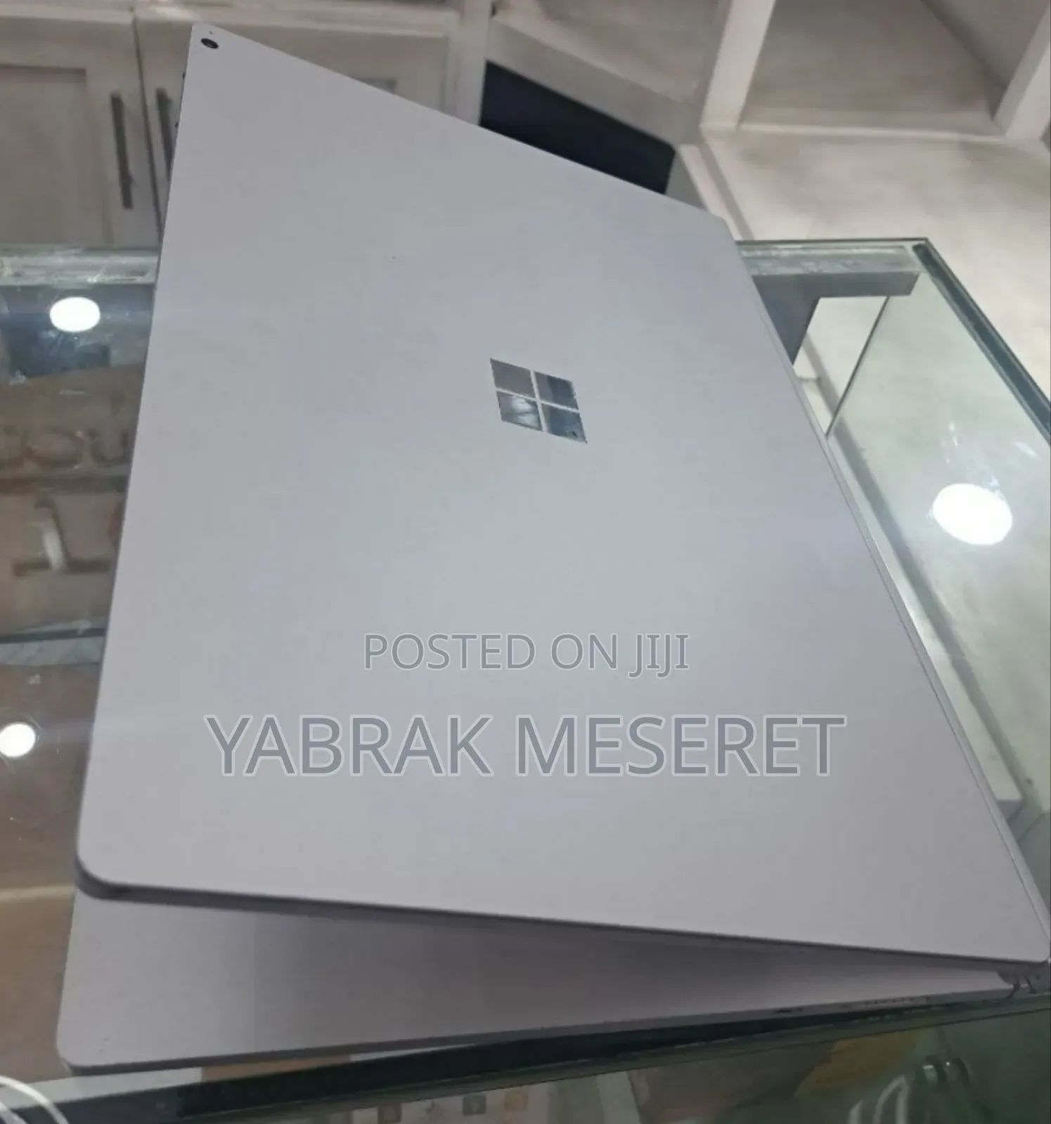 New Laptop Microsoft Surface Book 2 16GB Intel Core I7 SSD 256GB