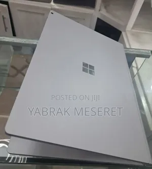 New Laptop Microsoft Surface Book 2 16GB Intel Core I7 SSD 256GB