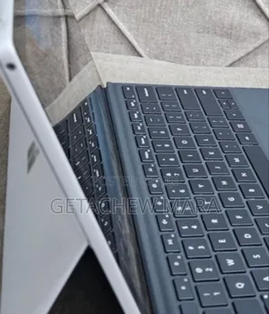 New Laptop Apple MacBook Pro M1 16GB Intel Core I7 SSD 256GB