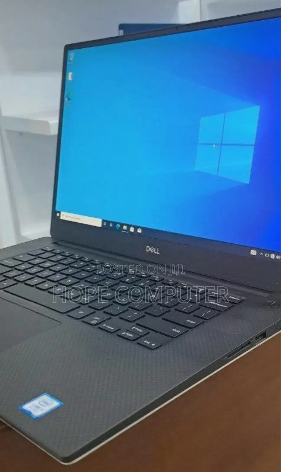 New Laptop Dell Precision 3580 16GB Intel Core I7 SSD 512GB