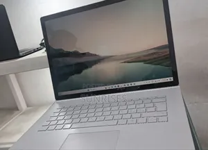 New Laptop Microsoft Surface 4GB Intel Core I7 SSD 256GB