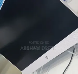 New HP 200 G4 22 All-in-One 8GB Intel Core I5 SSD 512GB