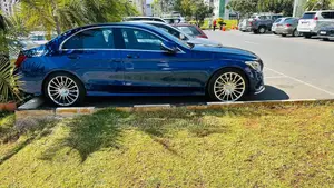 Mercedes-Benz C180 2015 Blue