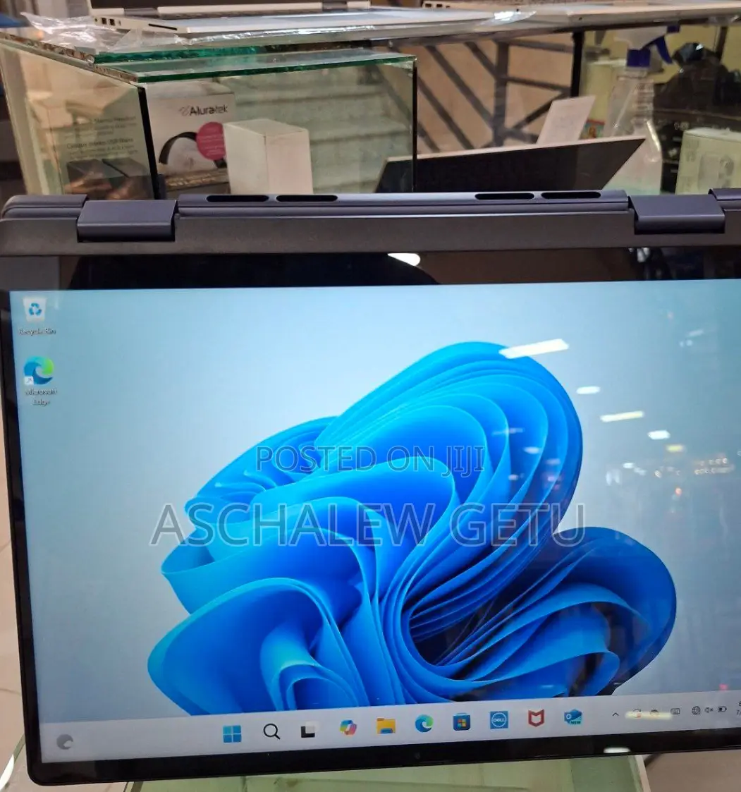 New Laptop Dell Inspiron 15 16GB AMD Ryzen 7 SSD 1T