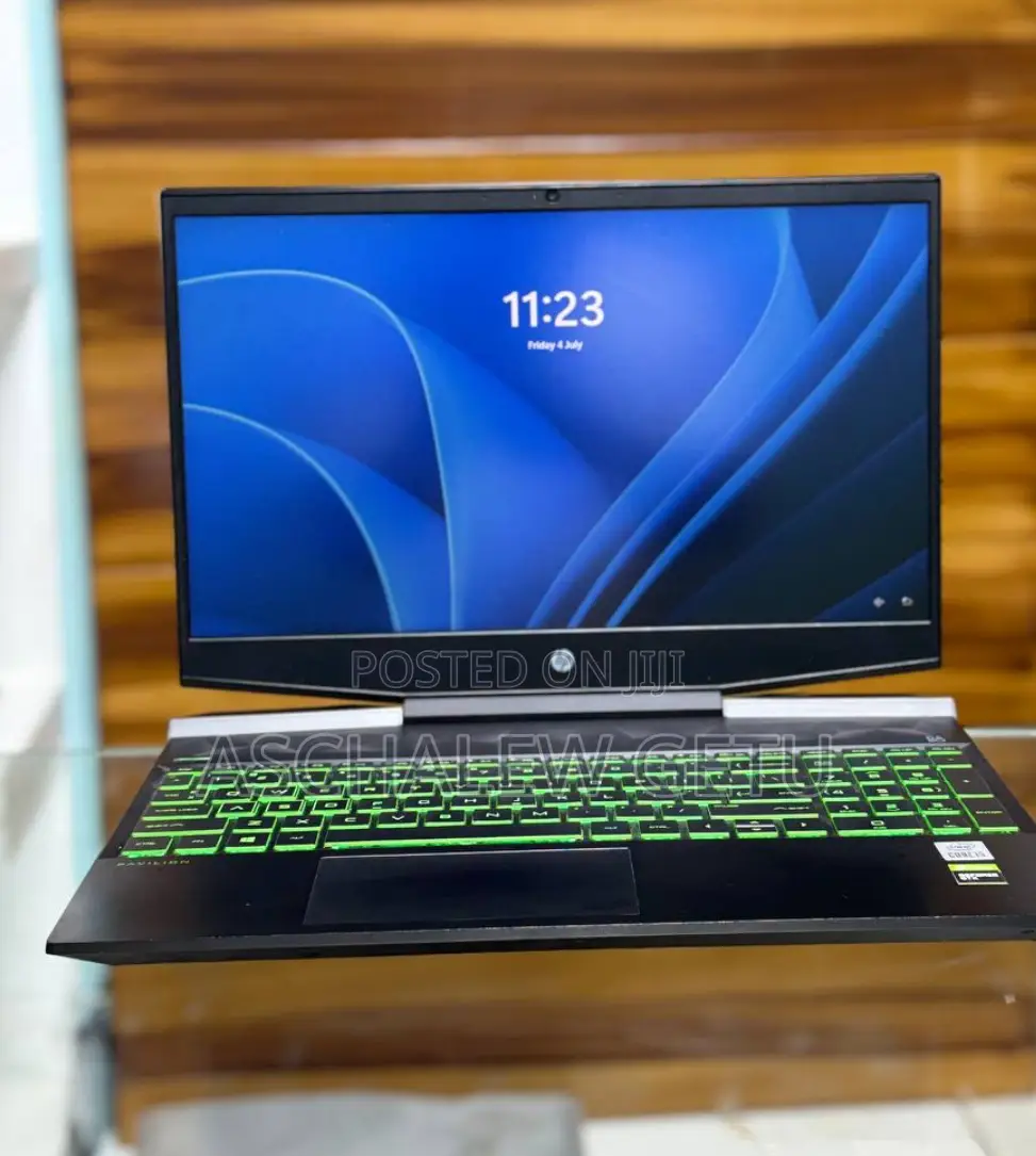 New Laptop HP Pavilion Power 15 16GB Intel Core I5 SSD 256GB