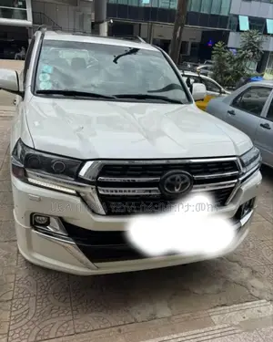 Toyota Land Cruiser 2020 White