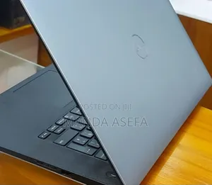 New Laptop Dell 16GB Intel Core I7 SSD 512GB